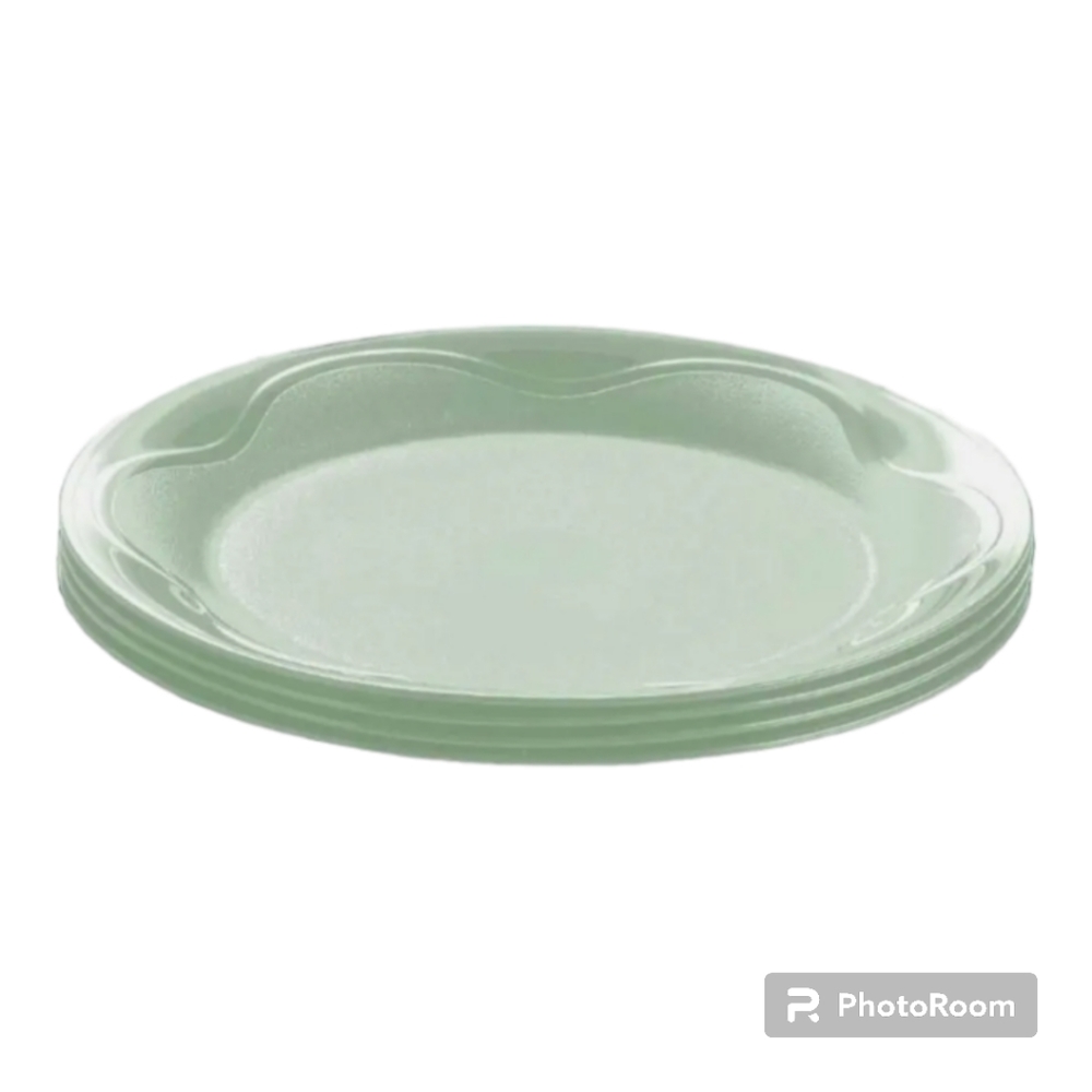 Tupperware 8" Dessert Plates - Set of 4